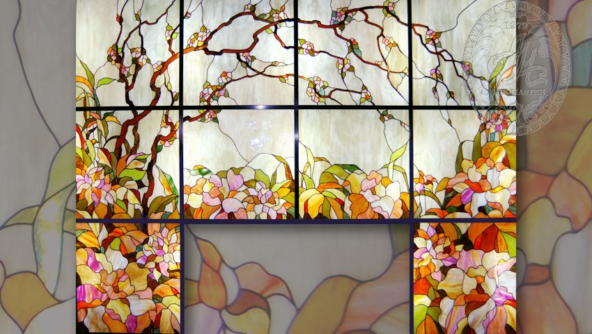 Витражный потолок "Цветущая сакура"